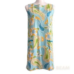 Lilly Pulitzer 100% Cotton Sleeveless Dress - Blue and Green
Size 4
Love 7